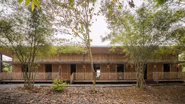HippoFarm Bioclimatic Dormitories / T3 ARCHITECTS