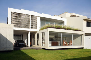 Casa Abulón / OBRA BLANCA