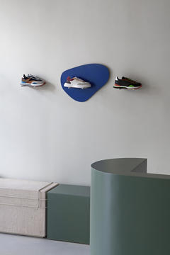 Gallery of Hoff Flagship Store / Ciszak Dalmas + Matteo Ferrari  - 17