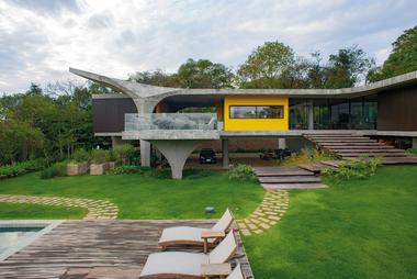 Gallery of Most Beautiful House / Leo Romano  - 1
