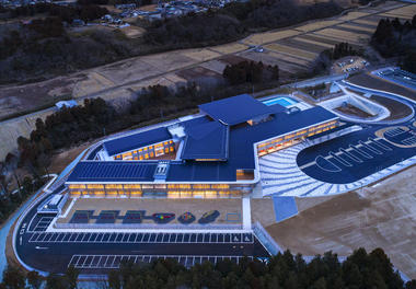 鉾田市立鉾田南小学 / 三上建筑事务所