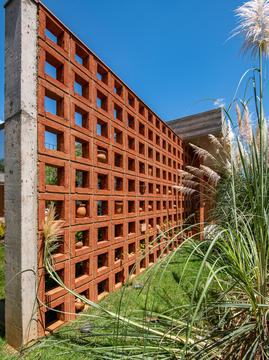 Galeria de Casa Minx / Ib+mr  - 4