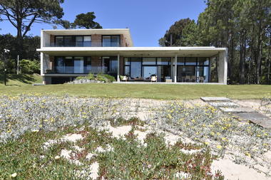 Casa Heimat / Casal Arquitectos
