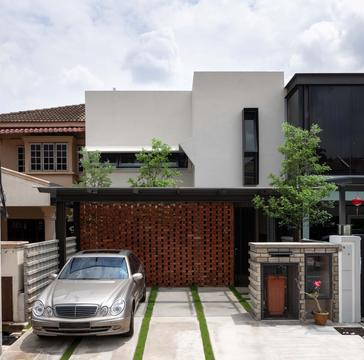 Gallery of Introvert House / O2 Design Atelier  + Choo Poo Liang Architect  - 2