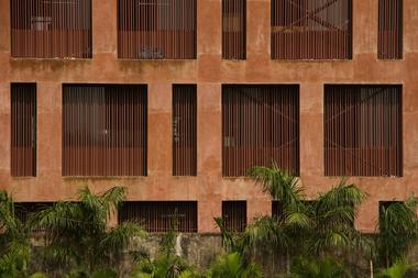 Gallery of Dhaka International University Administrative Building / Archeground  - 7