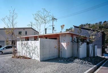 House in Minoh-shinmachi / FujiwaraMuro Architects