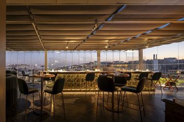 Gallery of Seen Lisboa Restaurant / Sidney Quintela Architecture + Urban Planning  - 16