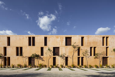 Complexo Residencial Corazón de Tierra / P11 Arquitectos