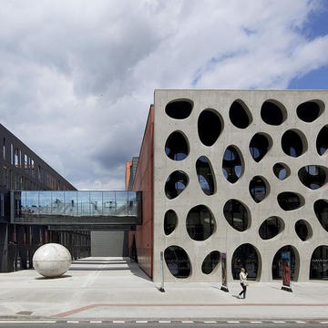 Gallery of Construction Solutions in  Nove Divadlo Theatre - 1