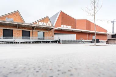 Salón de eventos DEPART / B-architecten
