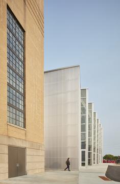 Gallery of Beloit College Powerhouse / Studio Gang  - 9