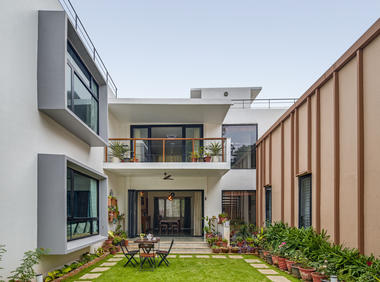 Gallery of House of No Bricks / Urban Design Collaborative  - 2