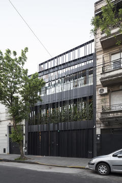 Gallery of Soler Textiles Office / Ana Smud  - 8