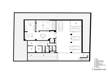 Gallery of Green & White House / Studio VDGA  - 28