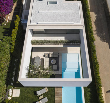 Gallery of The House of Three Trees / Gallardo Llopis Arquitectos  - 7