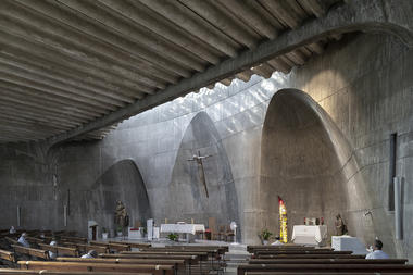 Gallery of Uncovering The Hidden Gems Of Brutalism In Madrid  - 6