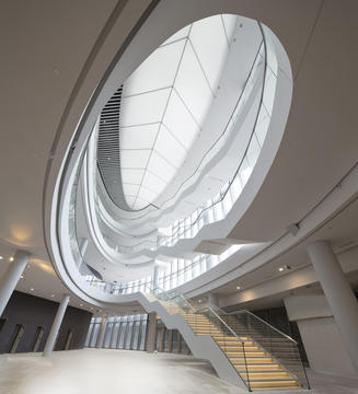 Galeria de Centro de Congressos Ice Kraków  / IEA + Arata Isozaki & Associates  - 29