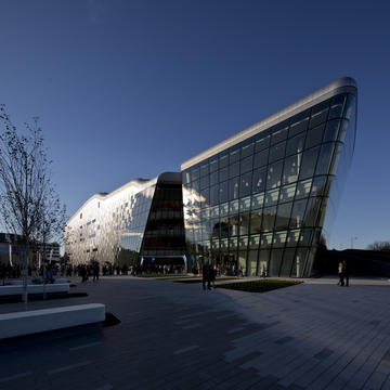 Galeria de Centro de Congressos Ice Kraków  / IEA + Arata Isozaki & Associates  - 18