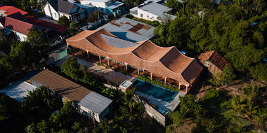 迪恩·卡萨度假曲面旅馆 / Block Architects