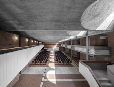 尼古拉学院改造更新 / MoDusArchitects