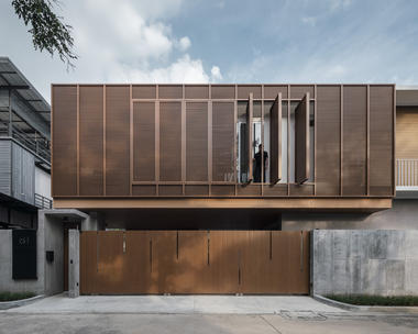 Casa 81 Trans-(parente) / TOUCH Architect