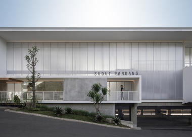 Gallery of SP Space / Hadivincent Architects  - 1
