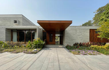Gallery of Inside out House / Modo Designs  - 15