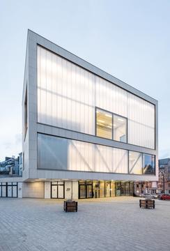 Gallery of Centr'Al / B-architecten  - 2