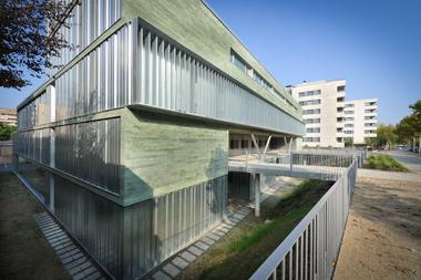 Centro de Atención Primaria “11 de Setembre” / Mejón Arquitectura