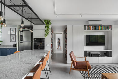 415N Apartment / CoDA
