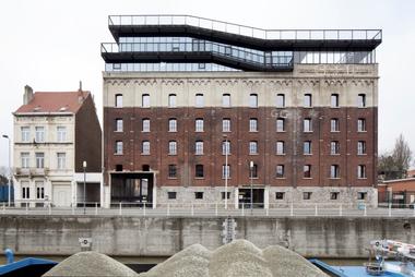 Centro de Interpretação e Incubadora COOP / BOGDAN & VAN BROECK