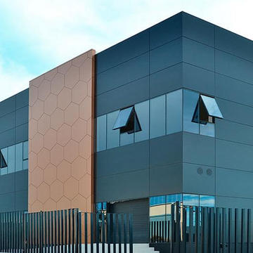 Galeria de Fachadas ventiladas - Strugal Panel Composite - 1