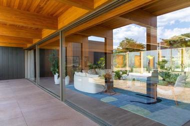 Gallery of Fazenda Boa Vista House Interiors / Bruno Carvalho Design SP + Studio MK27  - 6