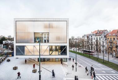 Complejo cultural y deportivo Centr'Al / B-architecten