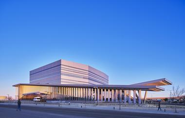 Galería de Salón de Artes Escénicas y Ciencias Buddy Holly / Diamond Schmitt Architects  - 2
