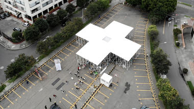Gallery of Temporary Chapel Alhambra's Cross   / Colab-19 + Sociedad Colombiana de Arquitectos  - 1