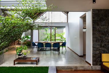 Gallery of CAER House / Encasa Archstudio  - 24