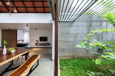 Gallery of CAER House / Encasa Archstudio  - 25