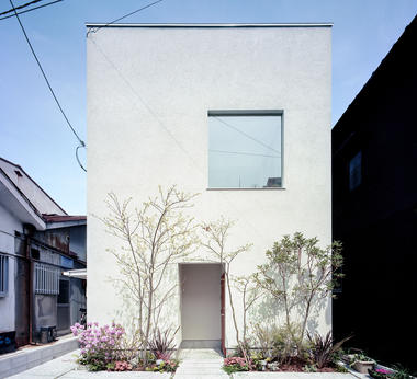 Casa en Uehonmachi / FujiwaraMuro Architects