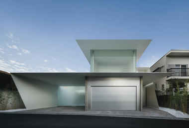 宝冢折板住宅 / Kubota Architect Atelier