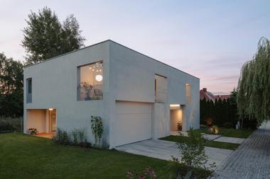 Casa M7 / MFRMGR Architekci