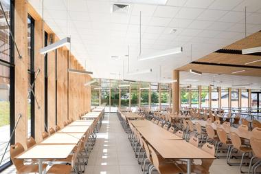 Galeria de Cantina da Escola Rene Cassin / Brulé Architectes Associés  - 2