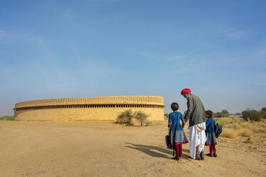 Gallery of The Rajkumari Ratnavati Girl’s School / Diana Kellogg Architects  - 18