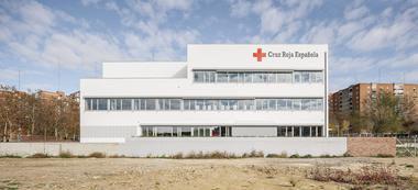 Spanish Red Cross Headquarters / Burgos & Garrido arquitectos