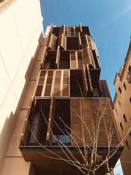Galería de Edificio de viviendas para 4 amigos / Lussi+Partner AG + Lola Domenech  - 3