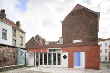 Malinard Youth Center  / Carton123 architecten