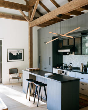 Gallery of Fox Hall Barn House / BarlisWedlick  - 8