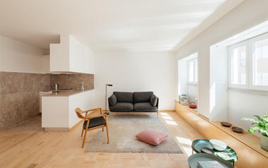 Galeria de Edifício de Habitação na Rua das Taipas / Aurora Arquitectos  - 8