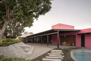 Tonallán House / Amarillo Amate Arquitectura