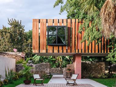 Casa en el Árbol / LAAR